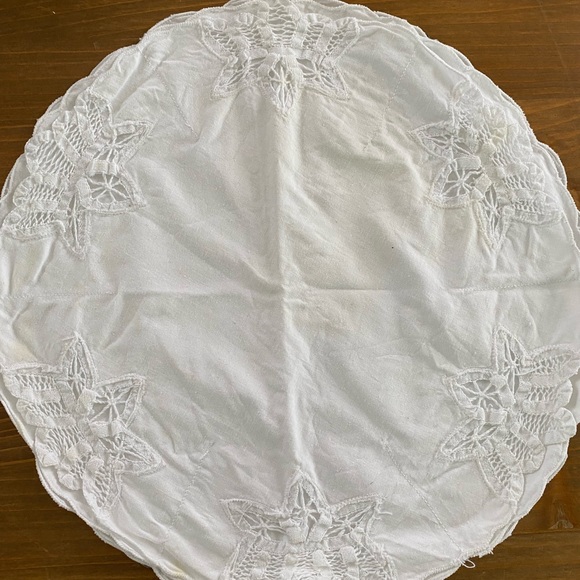 Vintage dinner roll holder